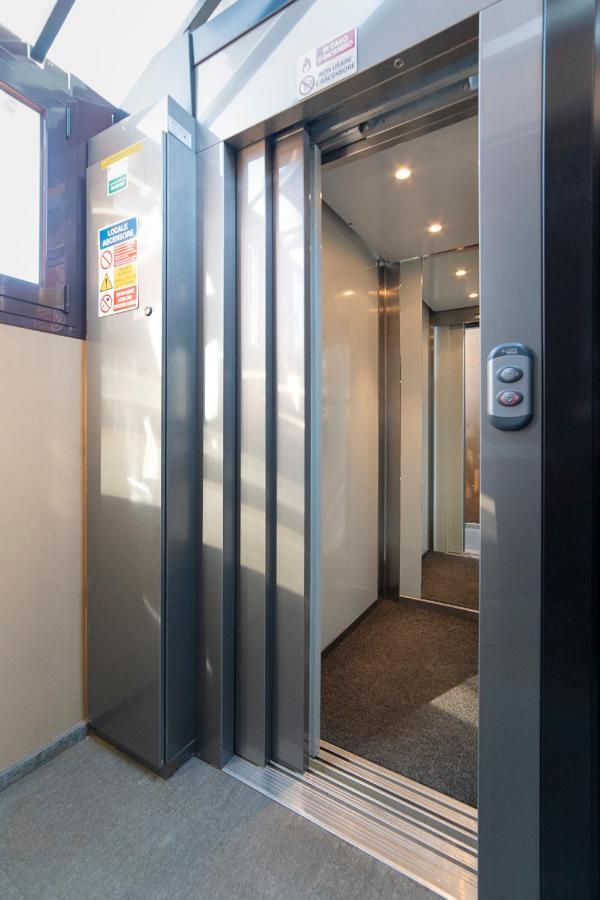 To-Housing3, Luce E Relax Al Centro Di Torino Apartment ภายนอก รูปภาพ